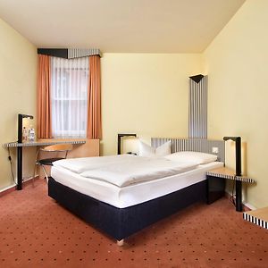 Tryp By Wyndham Halle